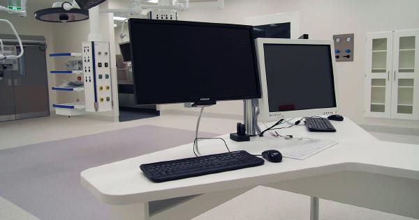 Atdec AWMS-2-4640 Dual Monitor Swing Arms on 400mm Post. Max Load: 12kg (flat), 10kg (curved), C... - Image 4