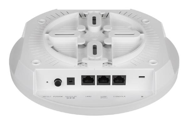 D-Link Unified Wireless AC2200 Wave 2 Tri-Band PoE Access Point