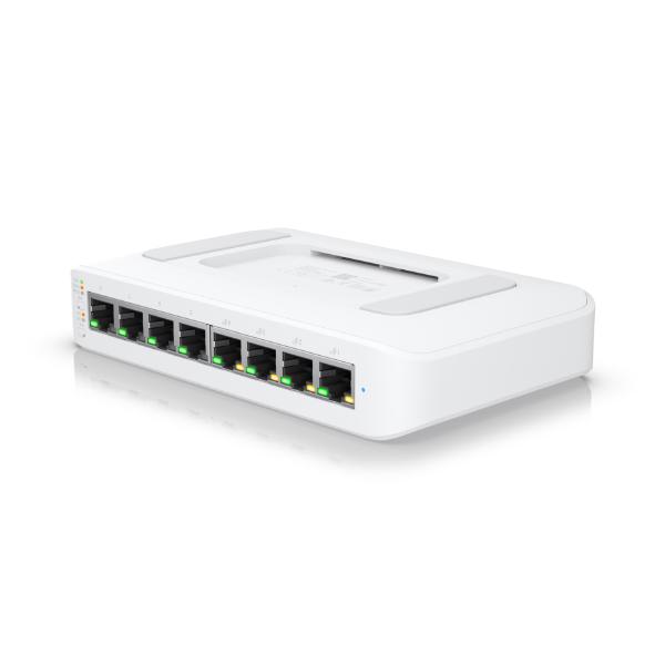 L_16U-USW-LITE-8-POE_4
