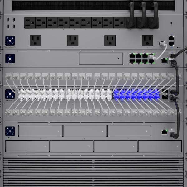 L_16U-USW-PRO-MAX-48-POE_6