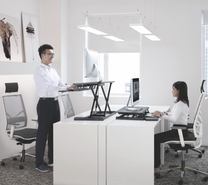 Brateck Gas Spring Sit Stand Desk Converter (950x615x110~505mm)with Keyboard Tray Deck(Standard M... - Image 4