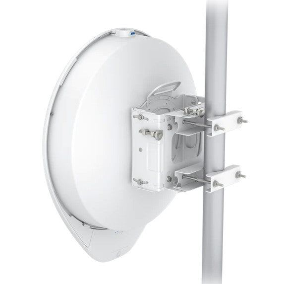 Ubiquiti airFiber 60 XG, 4+ km, multi-gigabit, 60 GHz bridge with SFP+ support, (1) GbE and (1) 1... - Image 3