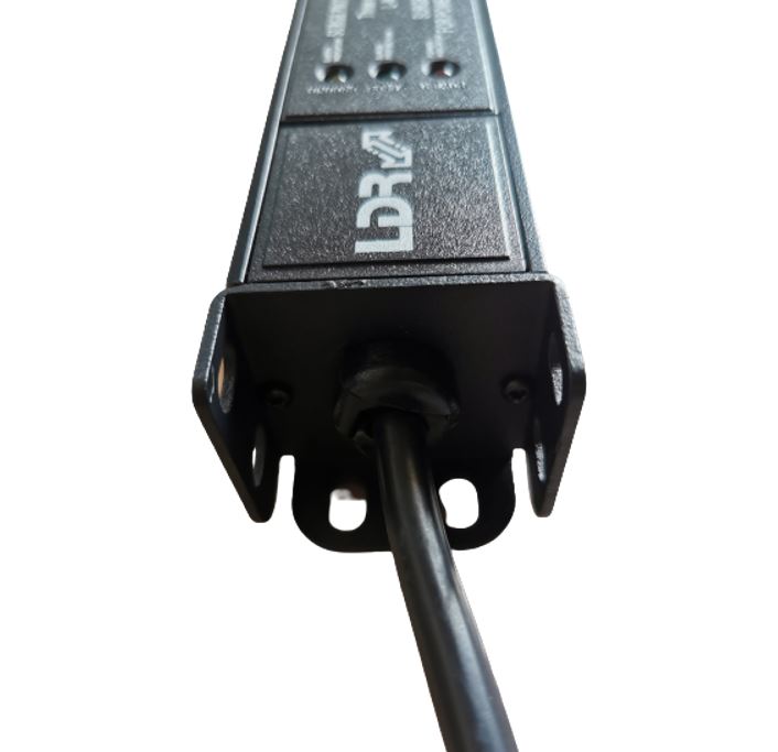 LDR 10-Port 10A Power Distribution Unit AU Approved - 10x 3-Pin AU/NZ Outlets/Slots - 1U Vertical... - Image 3
