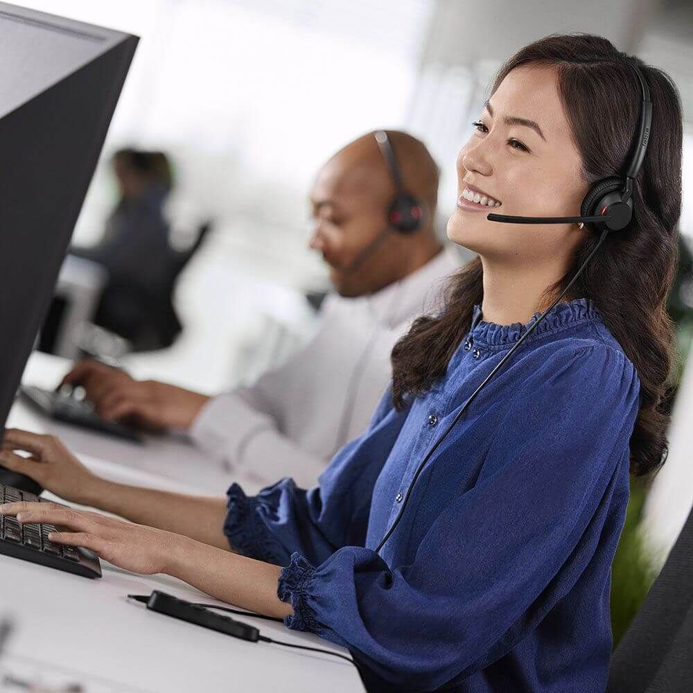 Jabra Engage 40 (Inline Link) MS Teams Dual USB-C/A Corded Headsets, Lightweight sturdy, Double... - Image 3