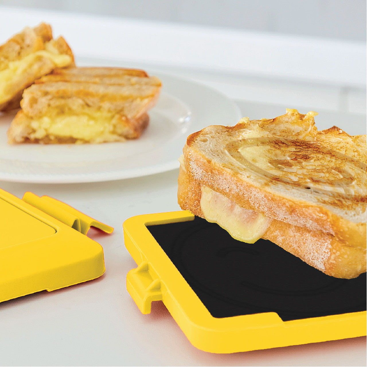 Laser Microwave Toastie Maker Smiley Face - Image 9
