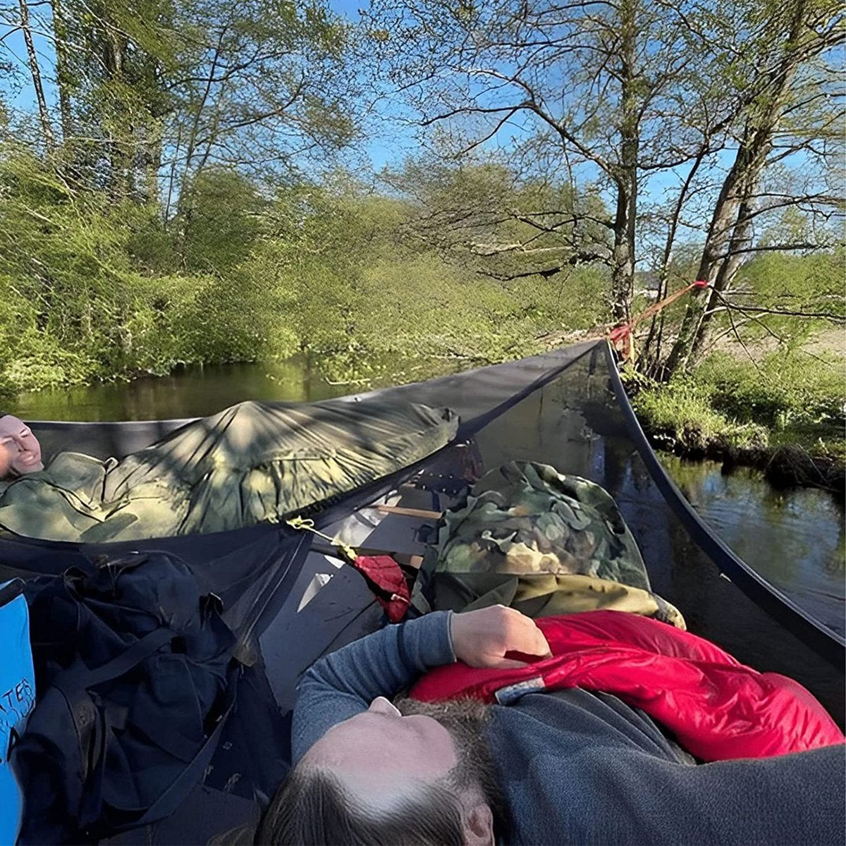 Portable triangular hammock for multiple people, outdoor camping aerial hammock, 3-point design for 2-3 people for travel, garden, camping, black, 400 x 400 x 400 cm - Image 9
