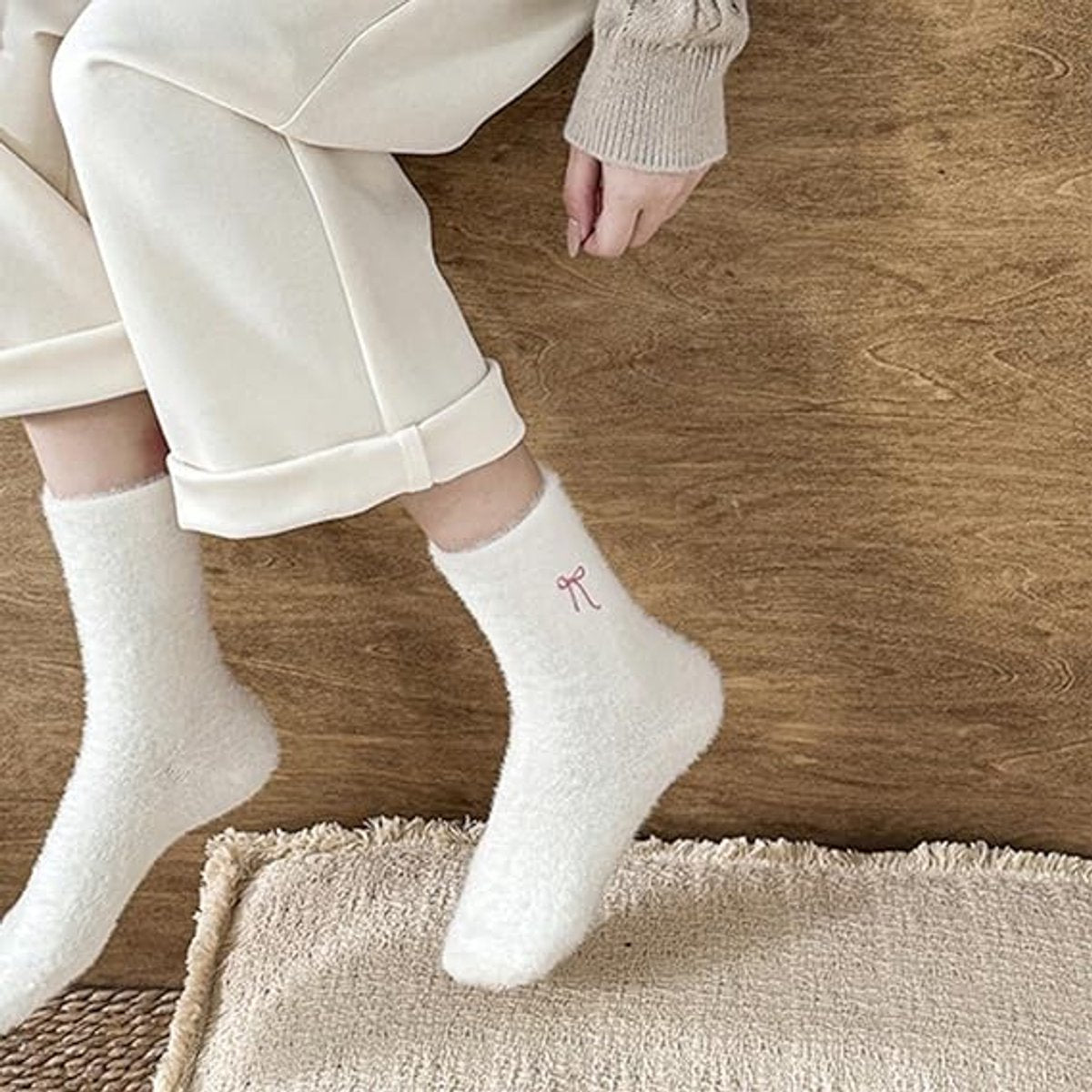 pairs - House socks - Women's house socks - Warm winter socks - Plush socks - Non-slip socks - Fluffy socks - Fuzzy slipper socks - Sleep socks - Coral fleece sleep socks - soft bed socks for women - for cold nights - pink - Image 5