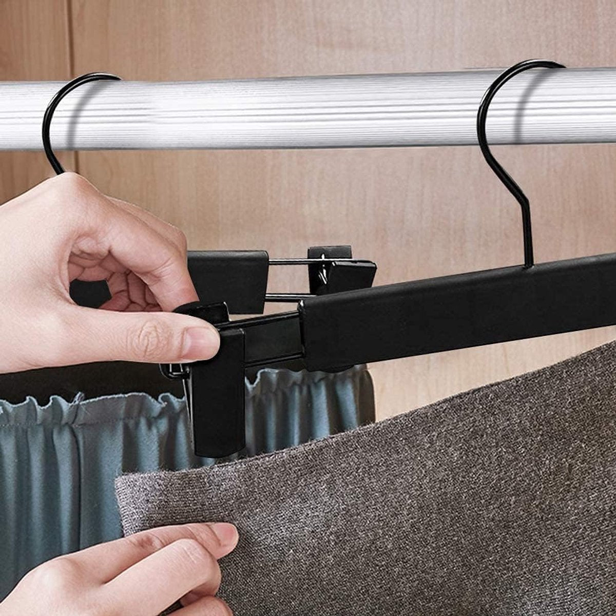 Clothes Hangers - 20 Pieces - Trouser Hangers - Trouser Hangers with Clips - Garment Hangers - Skirt Hangers - Non-Slip Hanger with Clips - Clothes Rack/Coat Rack/Jacket/Trouser Hanger - Space-Saving - Adjustable Clip Hangers, Garment Coat Clothes Jeans H - Image 5