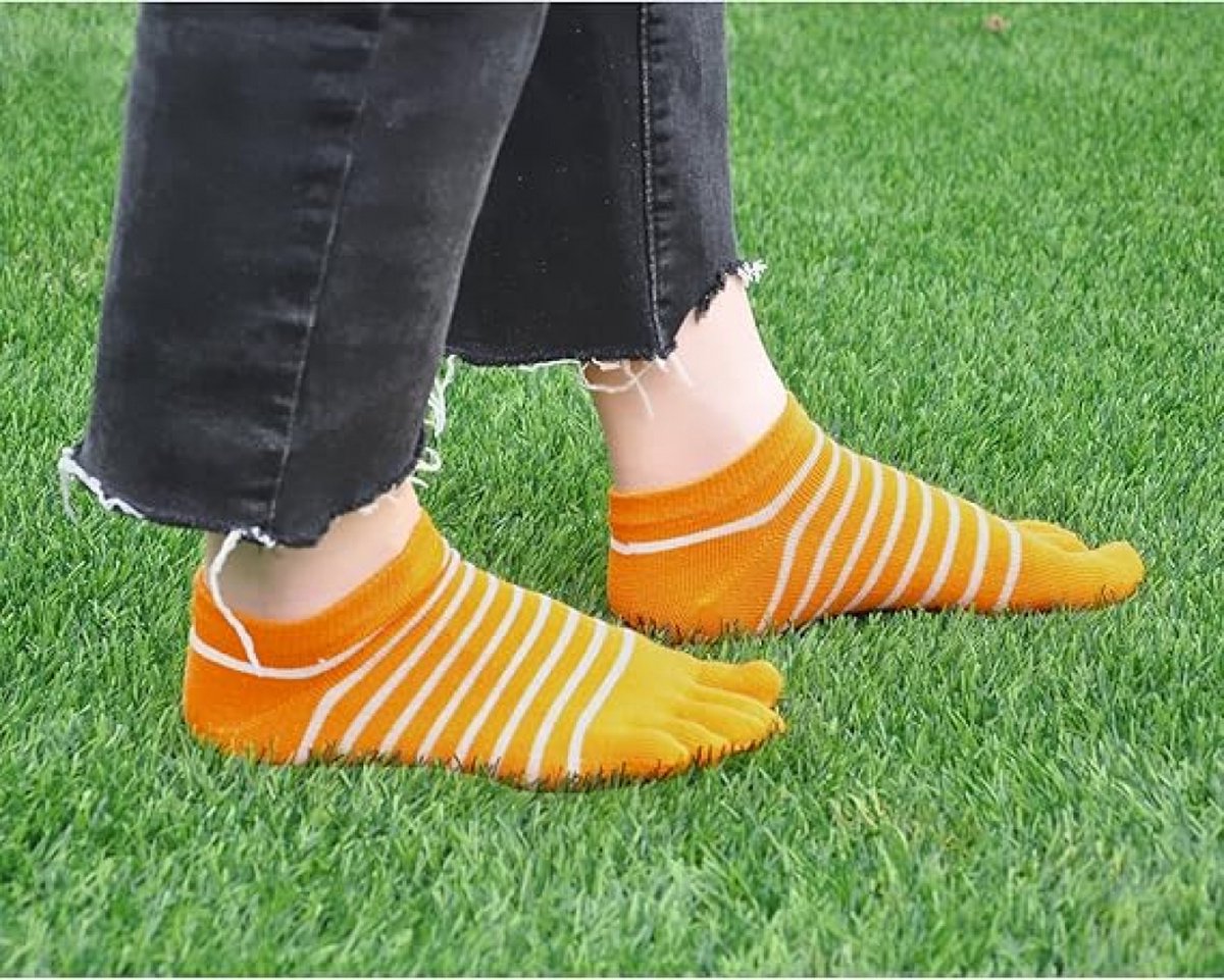4 Pairs - Socks - Black + Gray + White + Yellow - Women's Socks - Premium Cotton Regular Socks - Cotton Toe Socks - Size 35-40 - Image 5