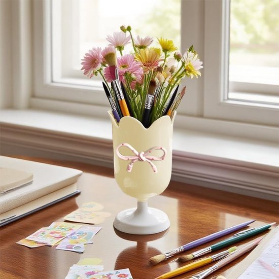 Tulip-shaped pen holder - pen rack - creative desk decoration - refined (Yellow) - Image 6