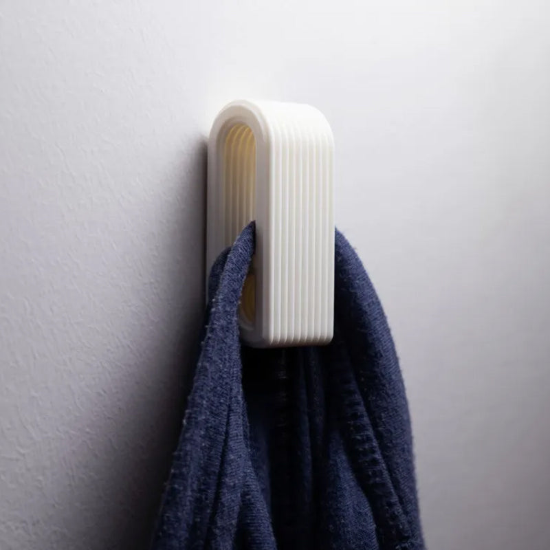 3D-printed press-lock towel hooks | Self-locking hooks, white - Image 3