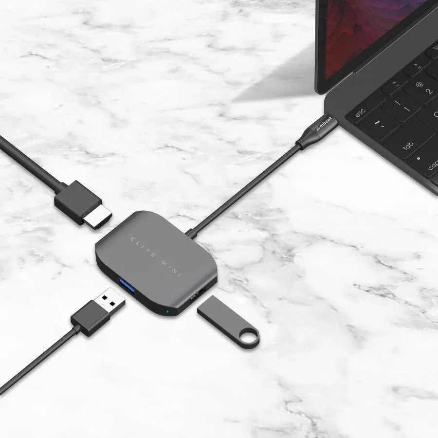 USB-C Multi-port Adapter (HDMI + USB 3.0 + USB 2.0)- Space Grey, Aluminium Design - Image 6