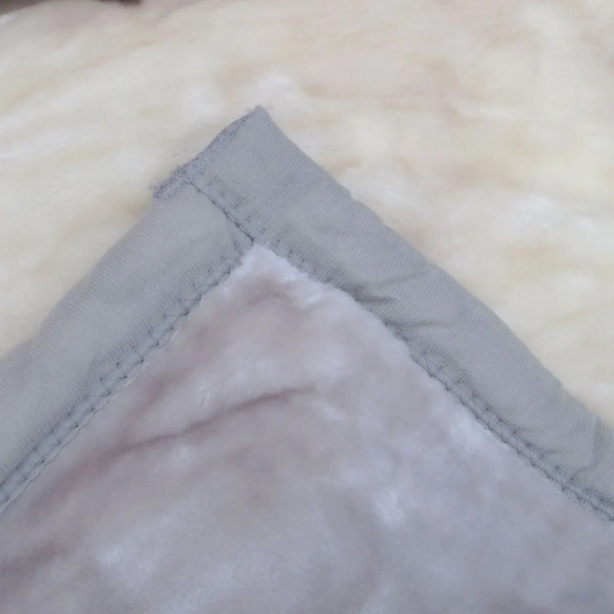 Running Horses 750gsm 3.5kg Double Layer 3D Print Faux Mink Blanket Queen - Image 3