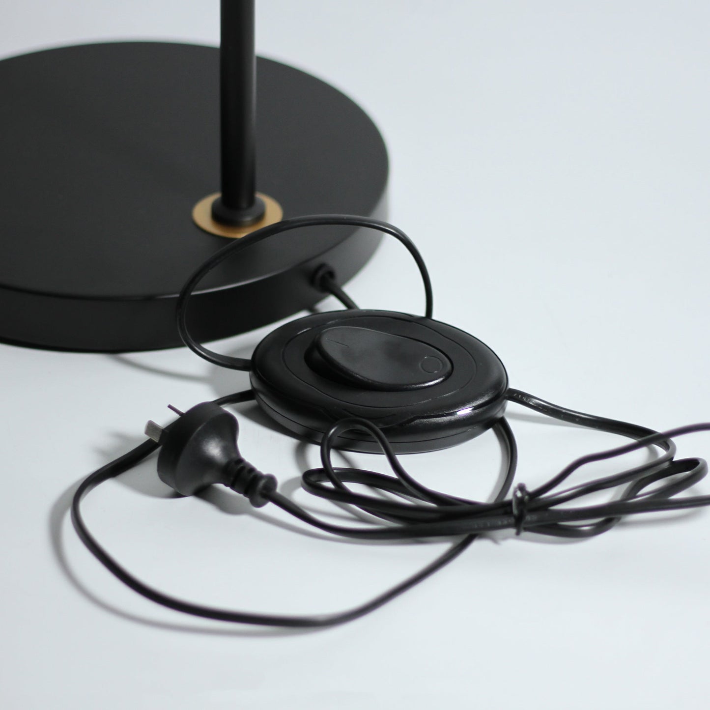 Yvette Rattan Floor Lamp - Image 7