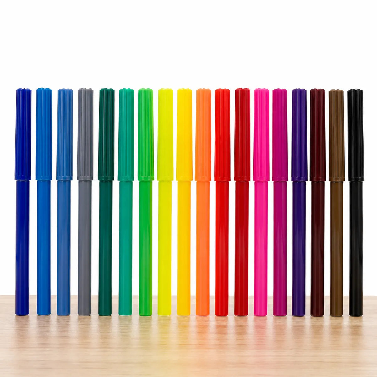 18x Fibre-Tip Colour Markers for Drawing & Colouring in Assorted Colours - Image 3