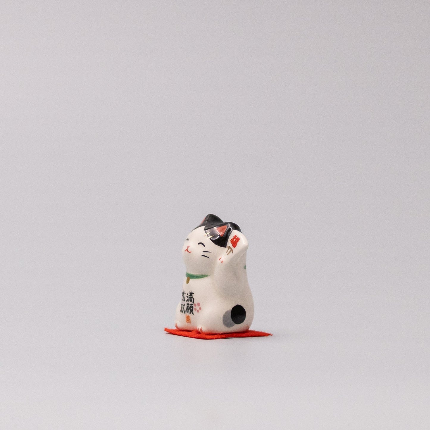 Okimono Victory Lucky Cat - Image 3