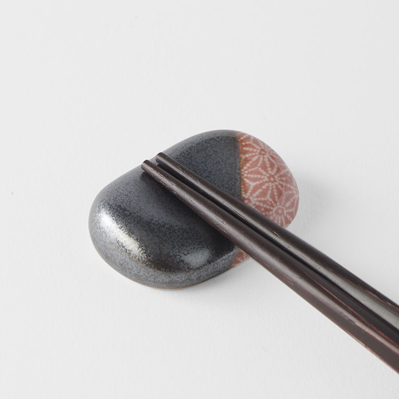 Chopsticks Rest Pebble Black Orange - Image 5