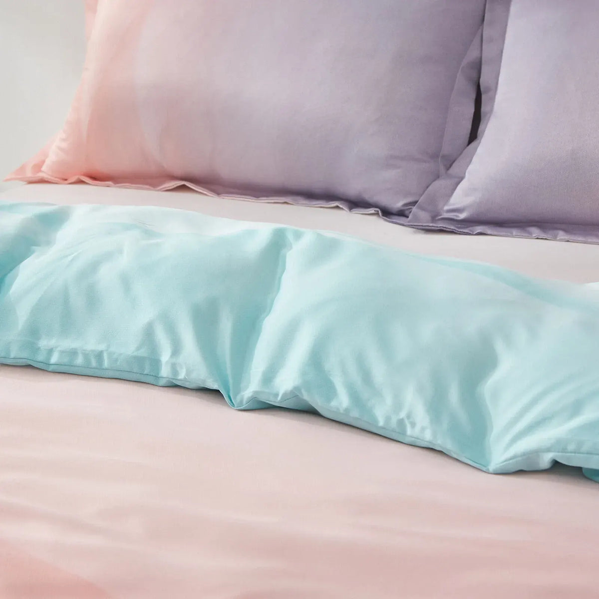 Dahlia Estelle Serenity Quilt / Doona / Duvet Cover set - Image 6
