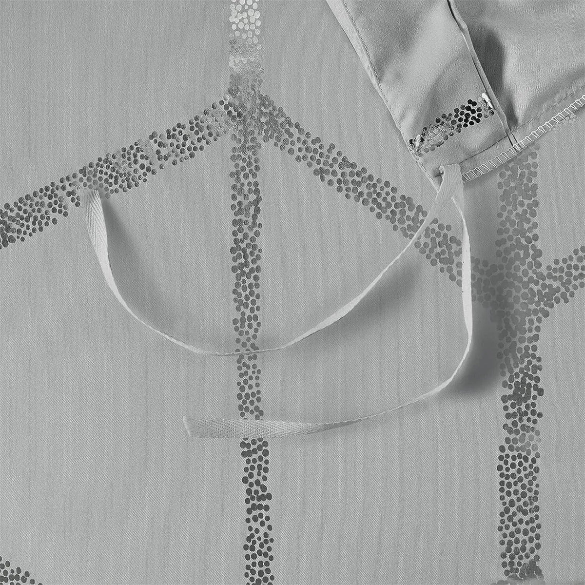 Light Grey Palermo Leaf Quilt / Doona / Duvet Cover set - Image 8