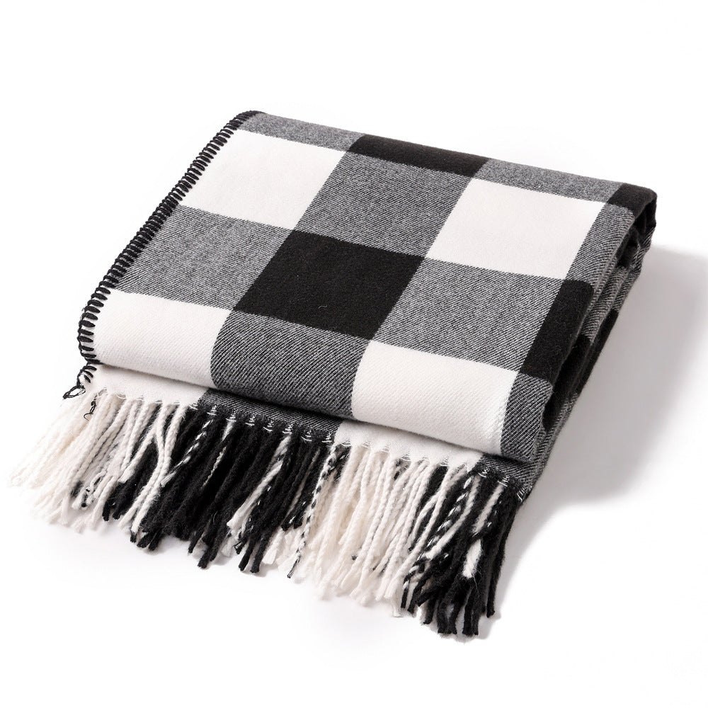 Classic Black White Checkered Faux Cashmere Blanket, 130 x 210 cm, 650g - Image 4