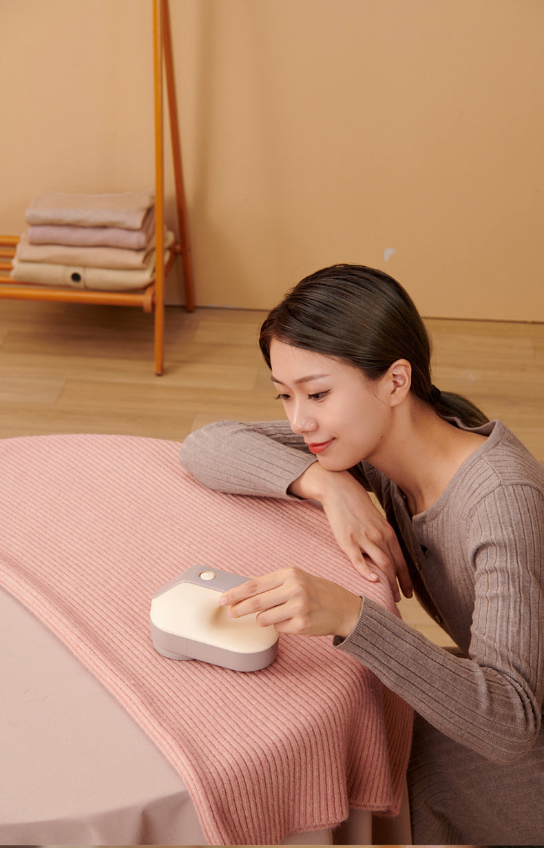 Rechargeable Electric Fabric Shaver - Powerful Lint Remover with Dual-Ring Blades & Ergonomic Design(champagne) - Image 6