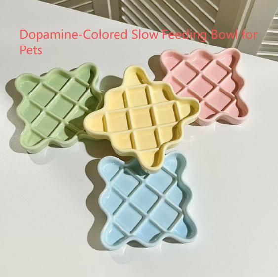Pink Ceramic Slow Feeder Licking Plate for Cats and Dogs | Raised Anti-Choking Grid Design | 11.5 cm Durable Pet Dish - Image 2