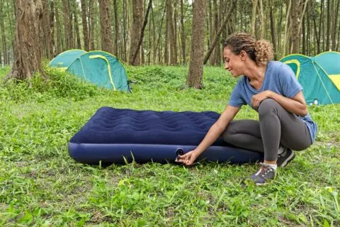 Bestway 1.91m x 1.37m x 22cm Air Mattress Full Inflatable Air Bed Indoor/Outdoor Heavy Duty Durable Camping - Image 2