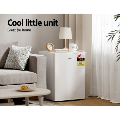 Devanti 70L Portable Mini Bar Fridge - White - Image 4