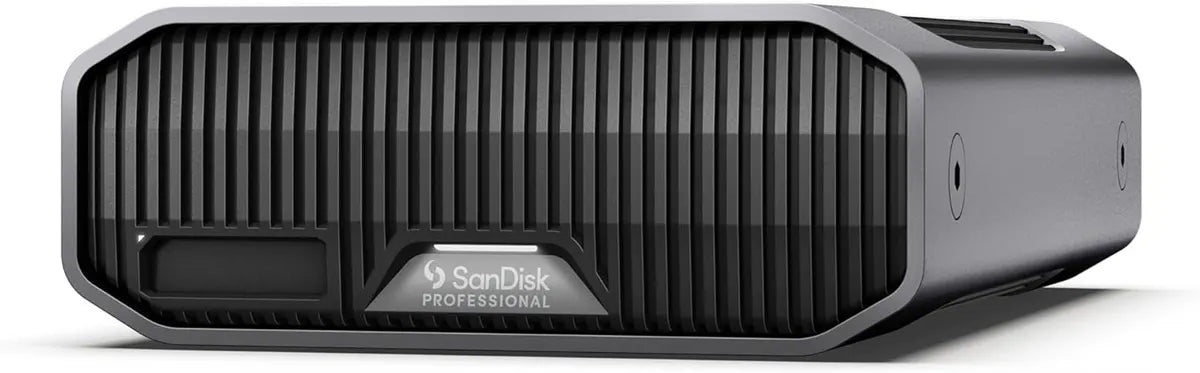 Western Digital SDPHG1H-026T-SBAAD, 26TB, Thunderbolt 3, USB 3.2 Gen 2x1, Up to 260MB/s read/writ...