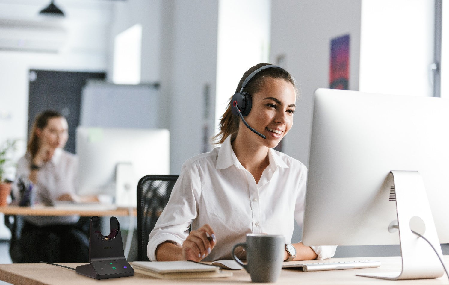 Yealink WH68 Dual Teams DECT  Bluetooth  Wireless Technology, 4-Mic Hybrid ANC, 4-Mic Noise Cance... - Image 3