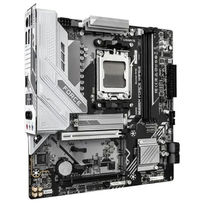Gigabyte B650EM FORCE WF6E, AM5, Support for DDR5,  1 x HDMI port, 1 x PCI Express x16 , 3x  M.2.... - Image 3