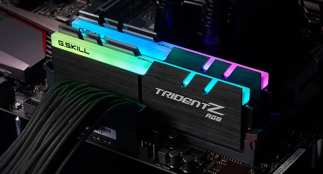 G.SKILL F4-3200C16D-64GTZR 64GB (2 x 32GB)/ DDR4 3200 MT/s/ Timings 16-18-18-38/ Voltage 1.35 V/ XMP 2.0/ TZ RGB
