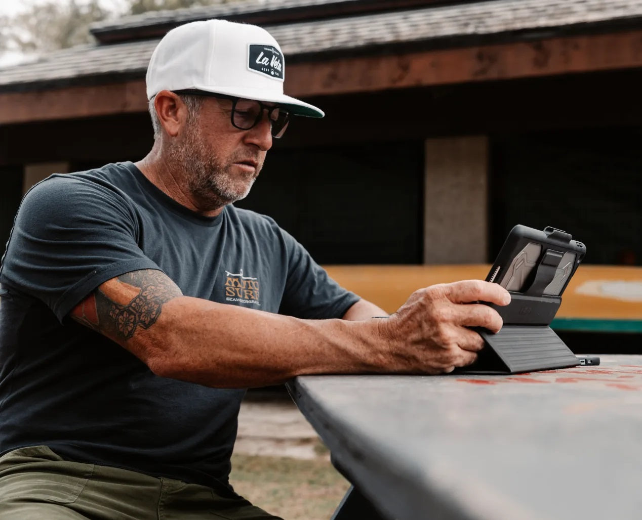 UAG Apple iPad (11.0') 11th Gen (A16) / iPad 10th Gen (10.9') Bluetooth Keyboard with Trackpad  B... - Image 4