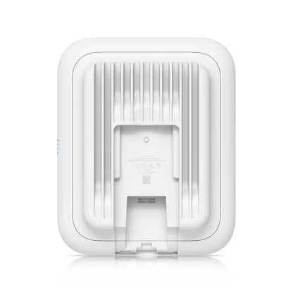 Ubiquiti U7 Outdoor, 4 Spatial Streams, 465 m²  Coverage, 200+ Devices, PoE+ Power, 2.5 GbE Uplin... - Image 3