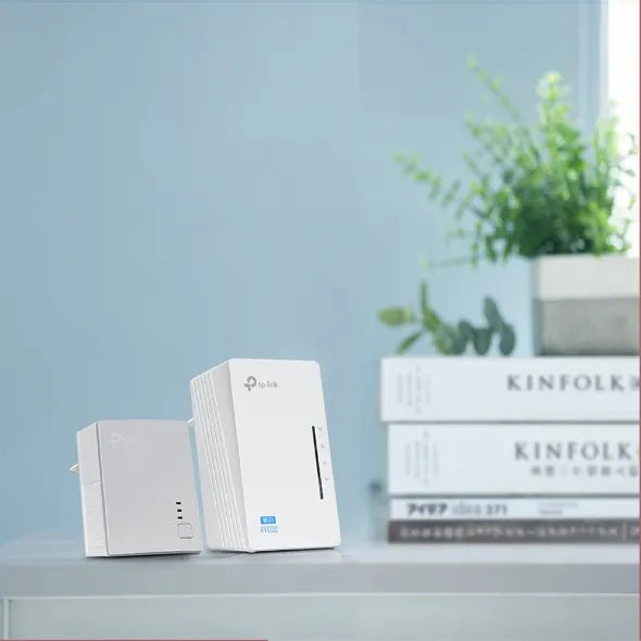 TP-Link TL-WPA4220 KIT 300Mbps AV600 Wi-Fi Powerline Extender Starter Kit 600Mbps HomePlug AV 300... - Image 3