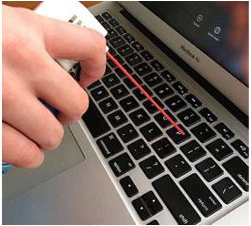 8Ware Air Duster Compressed Can Spray Safety High Pressure Dust Remove to Clean Keyboard Mainboar... - Image 4