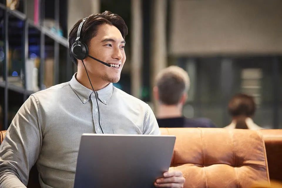 Jabra Evolve2 30 SE Wired USB-C/A MS Teams Mono Headset, Lightweight  Durable, Noise Isolating Ea... - Image 4