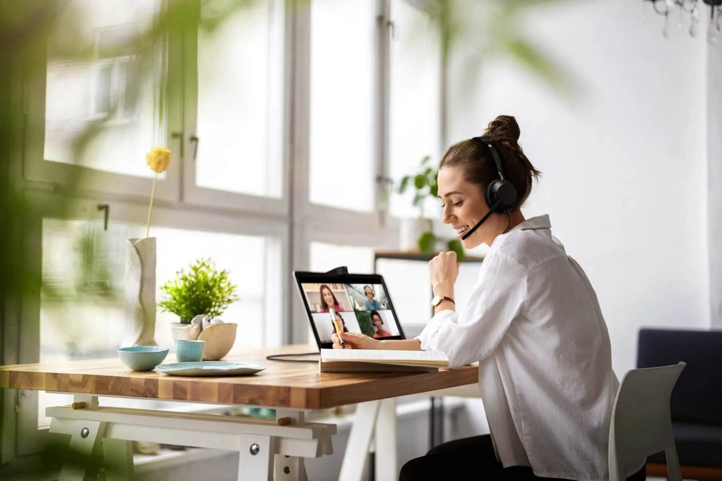 Jabra Evolve2 50, USB C/A MS Mono Headset, Bluetooth®, 4 microphones, Active Noise Cancellation,... - Image 4