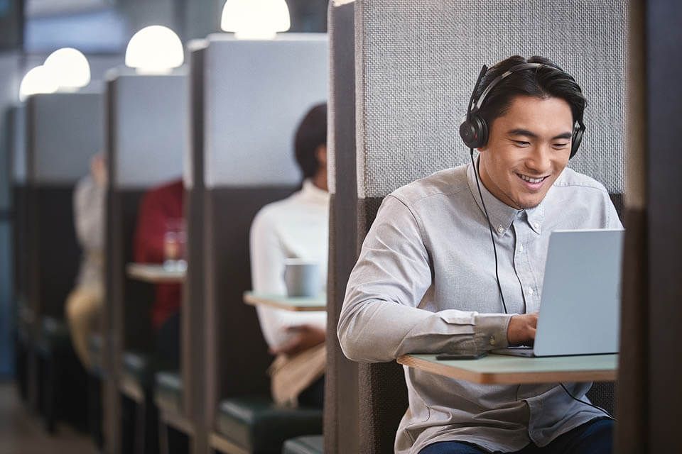 Jabra Evolve2 30 SE Wired USB-C UC Stereo Headset, Lightweight  Durable, Noise Isolating Ear Cush... - Image 4