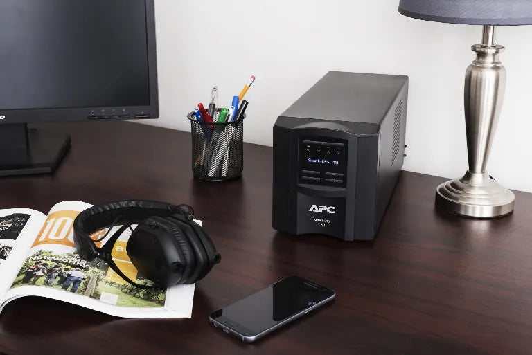 APC Smart-UPS 750VA/500W Line Interactive UPS, Tower, 230V/10A Input, 6x IEC C13 Outlets, Lead Ac... - Image 4