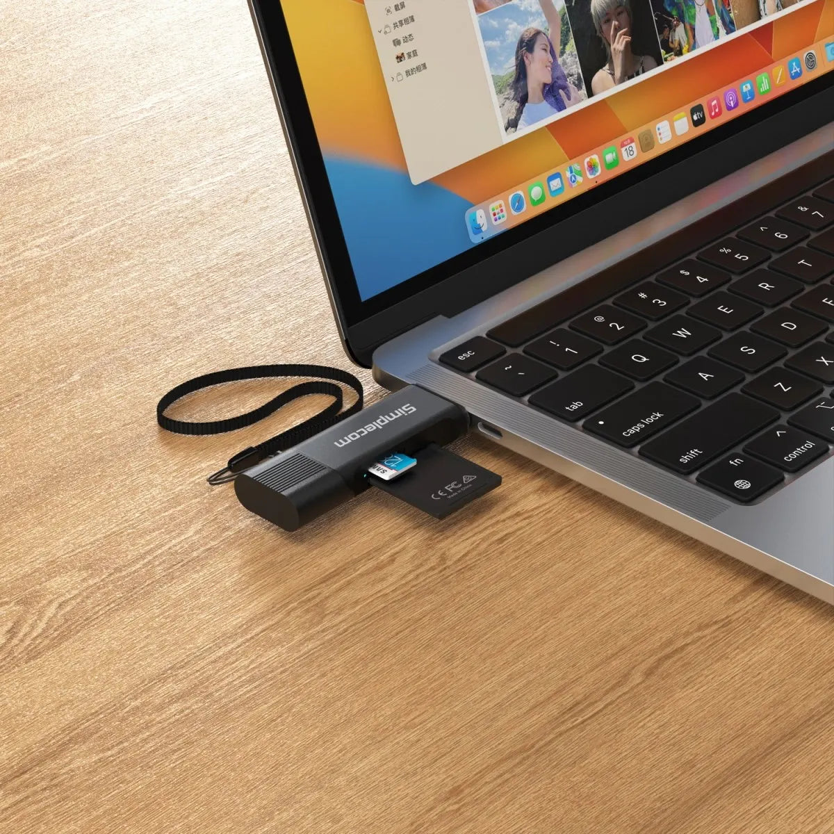 Simplecom CR402B SuperSpeed USB-C and USB-A Dual Slot Card Reader for SD MicroSD USB 3.2 Gen 1... - Image 3