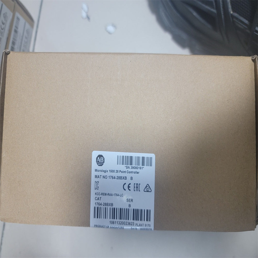 1PCS NEW Allen-Bradley 1764-28BXB MicroLogix1500 28 Point Controller Fast ship