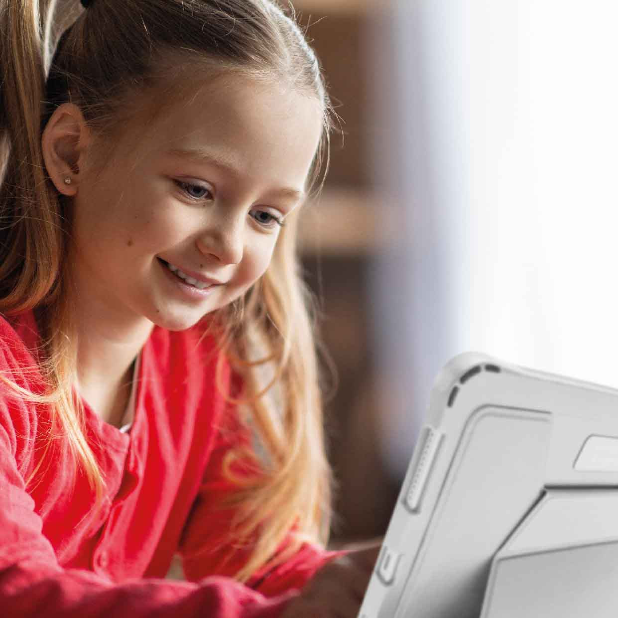 Laser iPad 10.9-inch Wireless Keyboard Case White - Image 2
