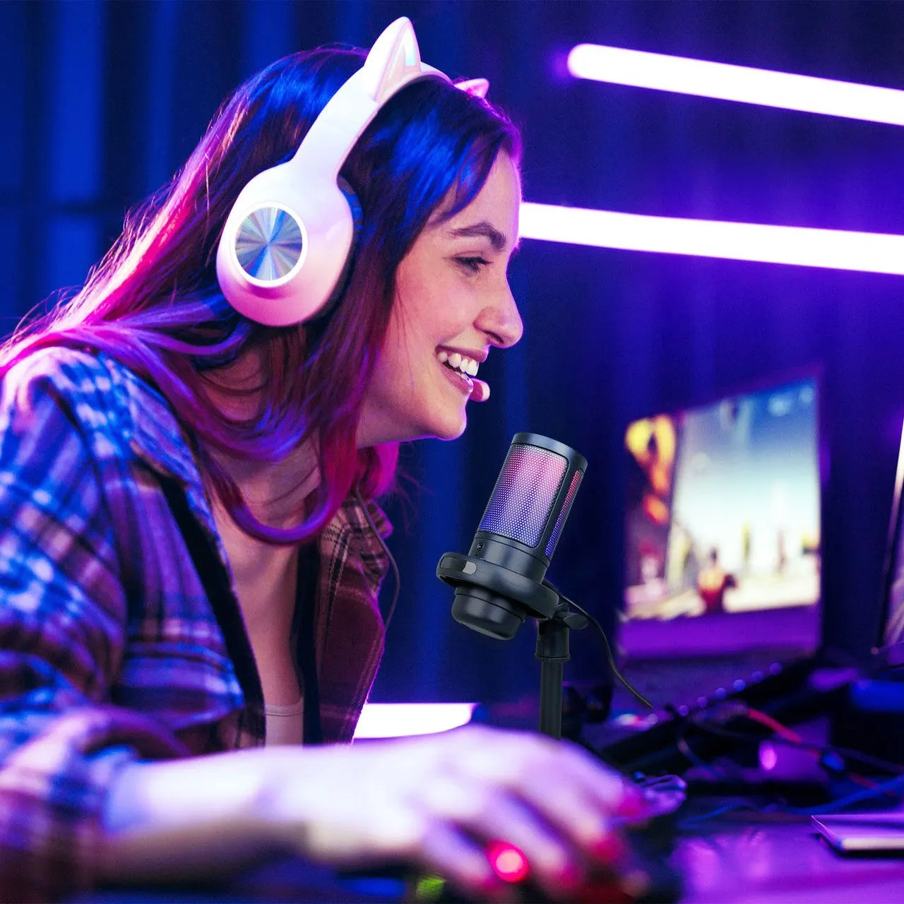 Laser RGB Streaming Microphone with Headphone Jack - Image 2