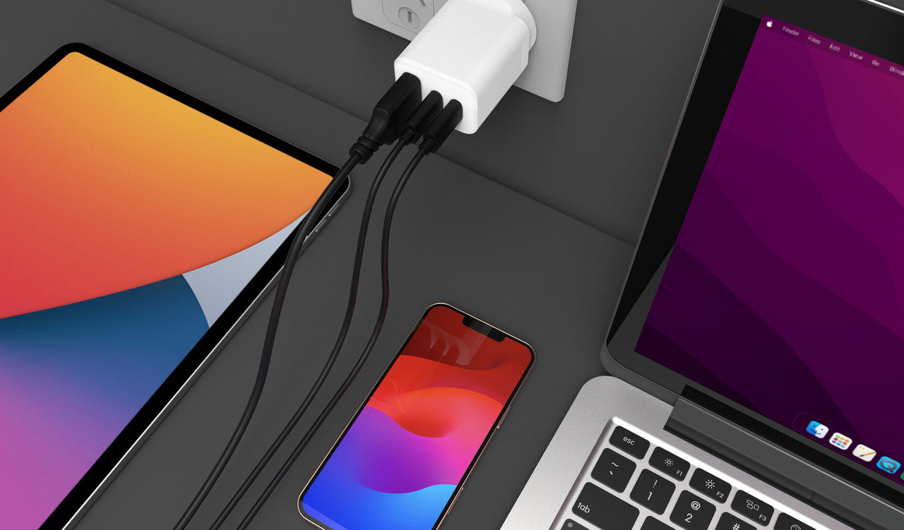 Laser 65W GaN Travel Charger with 4 Adaptors - Image 9