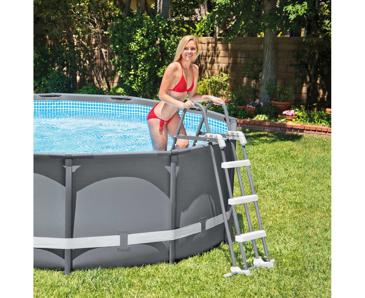 Intex Pool Ladder Removable Steps for 107cm (42") + 91cm (36in) Wall Height Pools 28075 - Image 2