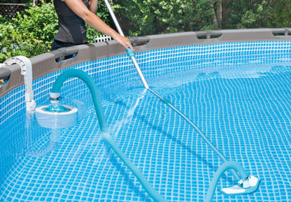 Intex 7.6m x 3.8cm Vacuum Pool Hose Lightweight/Flexible/Removable Fitting 29083 - Image 2