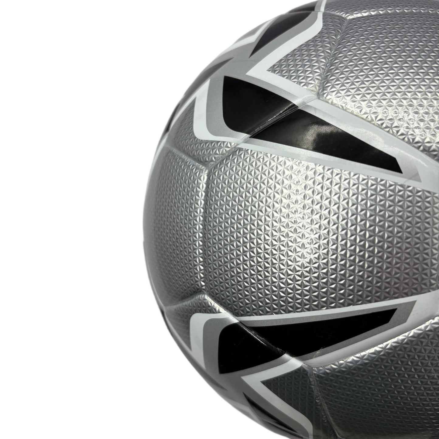 A mirror football with black and white color matching, professional anti-slip and wear-resistant design, exclusive football for fans, three-piece set with net bag, air needle and air pump, the best prize in campus competition, and a sports gift from fathe - Image 4