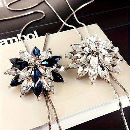 Fashionable and Creative High-End Artificial Crystal Diamond-Inlaid Snowflake New Style Sweater Chain Clothing Pendant（WHITE） - Image 9