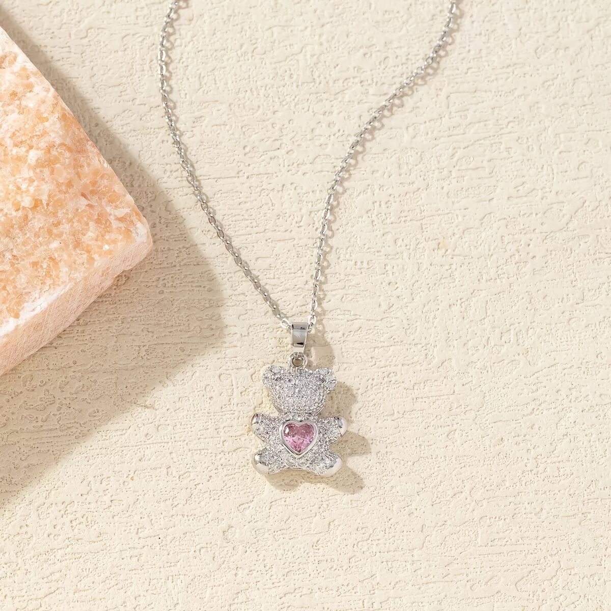 A delicate and adorable pink heart-shaped bear pendant copper necklace, adorned with synthetic zirconia, paired with a stainless steel chain, decorated with synthetic zirconia, perfect as a daily jewelry gift or a sweet and cute party accessory.（gold）） - Image 9